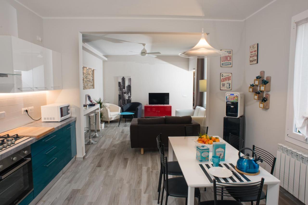 Orsini Family Deluxe Apartment By Mamo Флоренция Екстериор снимка